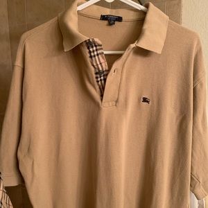 Burberry’s Classic Vintage Polo Monogram NovaCheck collar WAY Cheaper than store
